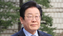 이재명, 외신 인터뷰서 