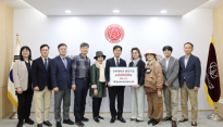 故 이자현 경북대 교수 유족, 물리학과에 장학기금 2천만 원 기부